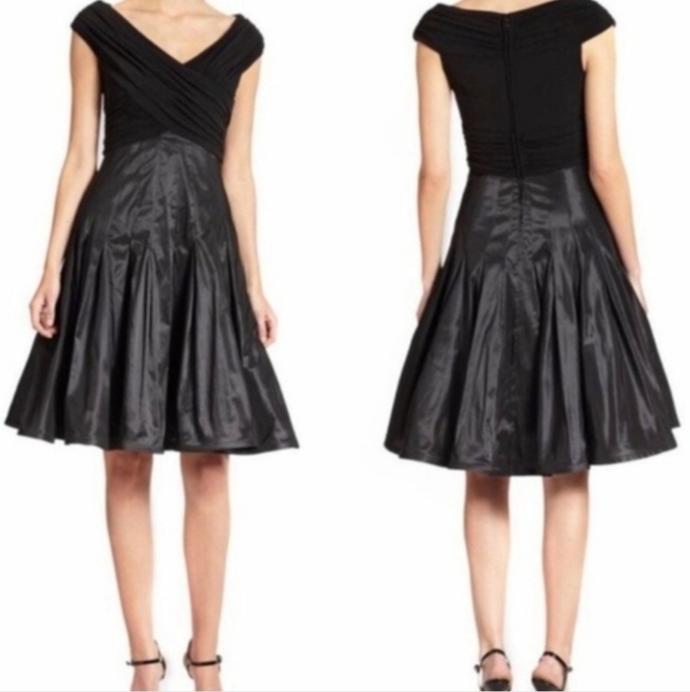 Tadashi Collection Cocktail Dress Black Fit & Flare Draped & Trumpet Size 6